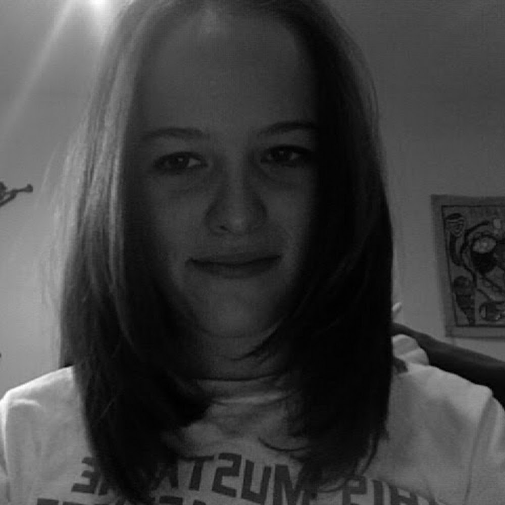 Meet your Posher, Mikayla